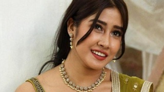 Sofia Ansari's newest intimate shower experience