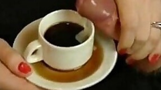 Creme de la Creme in coffee brush
