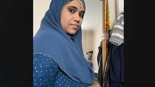 New and seductive Bhabi clips