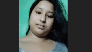A sultry Desi woman reveals her intimate parts in a heated video