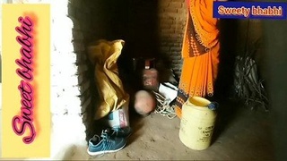 Aunty from Tamil village experiences intense sex in video