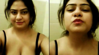 Indian girlfriend Waafa takes selfie video with BF revealing her intimate parts