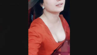 Stunning and attractive Pakistani woman