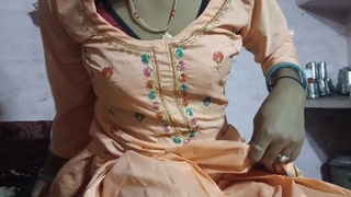 Sensual rendezvous of Indian couples in a steamy video