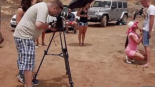 Mea Melone like a diva