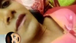 A slender Indian girl shares her body during a video chat