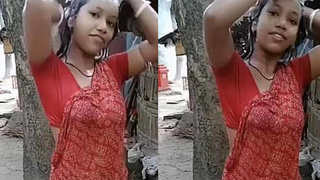 Indian beauty soaks in a steamy bath