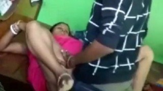 Indian neighbor's wife has fun with young man for the first time