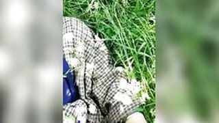 Thick white cock penetrates Desi slut's XXX cunt in the open air in MMC video