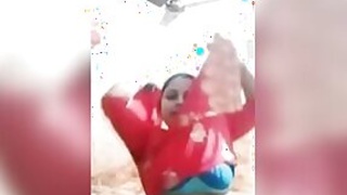 Naked Desi with a big ass XXX striptease show MMC video