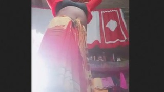 Stunning wife from the countryside displays herself