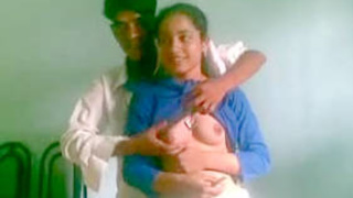 Indian college lovers engage in oral and intercourse in classroom