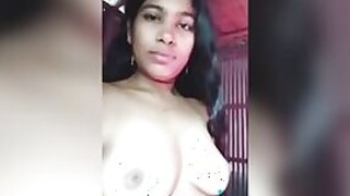 Desi the lusty XXX chick puts on a leaky MMS private show