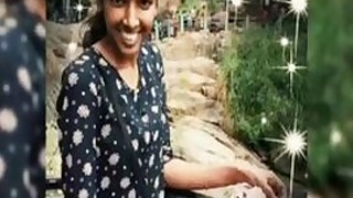 Hot Desi girl sits on top of man and has her pussy stuffed in MMS video