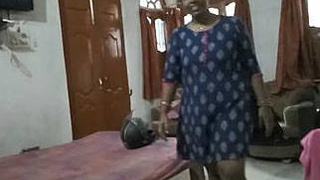 Younger sister's husband receives a passionate blowjob from her sister-in-law