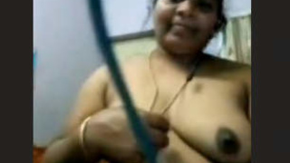 Indian mature woman engages in video chat