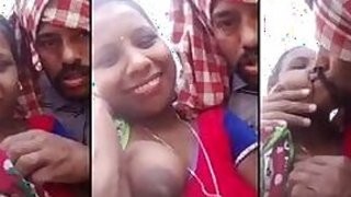 Desi MMC sex, hottie Paki shows off her big beautiful boobs caught on camera