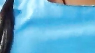 School hottie juggles big mambo in class