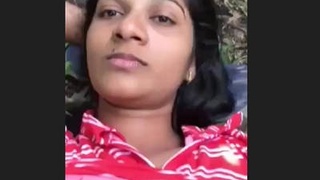 Indian girl engages in outdoor sexual activity