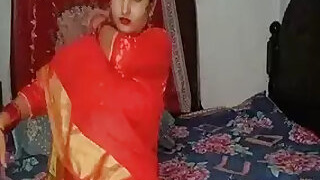 Fucking a chubby housewife's fat pussy on camera