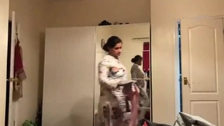 A Pakistani wife gets her vagina orally stimulated and penetrated
