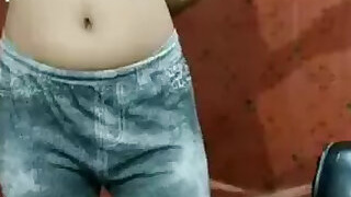 Cute B.B.C. shows her boobs live on the show