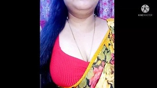Monica's live webcam performance: a sensual Indian aunty's experience