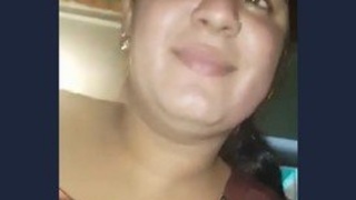 Sizzling hot Pakistani bhabhi in action