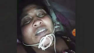 Indian mature woman performs on video chat