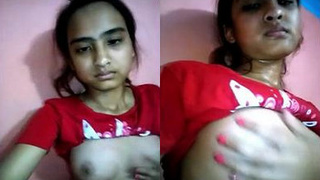 A pretty Indian girl records herself pleasuring herself