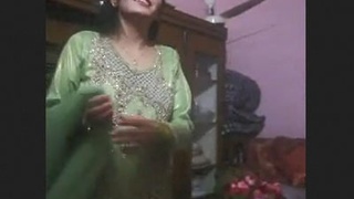 Indian bhabi with a lovely vagina