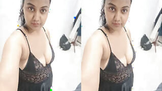 Hot Tamil Wife Blowjob And Body Shows Part 3