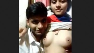 Indian teen enjoys playful relationship with lover in college