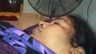 Indian mature woman caught naked on camera