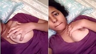 Pretty Indian girl Desi Plays with her breasts on camera