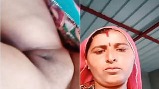 Horny Hillbilly Bhabhi Shows Her Tits and Pussy Part 1