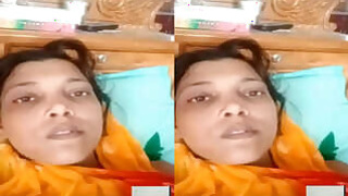 Desi Bhabhi Shows Tits And Pussy On Facebook Part 1