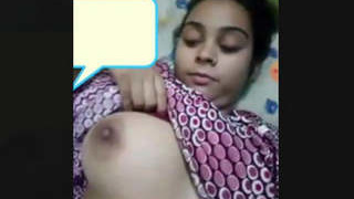 Stunning Indian bride reveals herself in seductive display