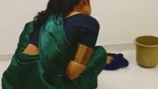Slim and sensuous Sudha bhabi gets intimate with her brother-in-law while wearing a saree