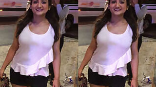 Sexy Punjabi NRI Girl Shows Her Boobs Part 1