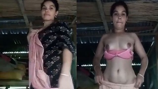 Bengali homemaker sensually strips for the camera